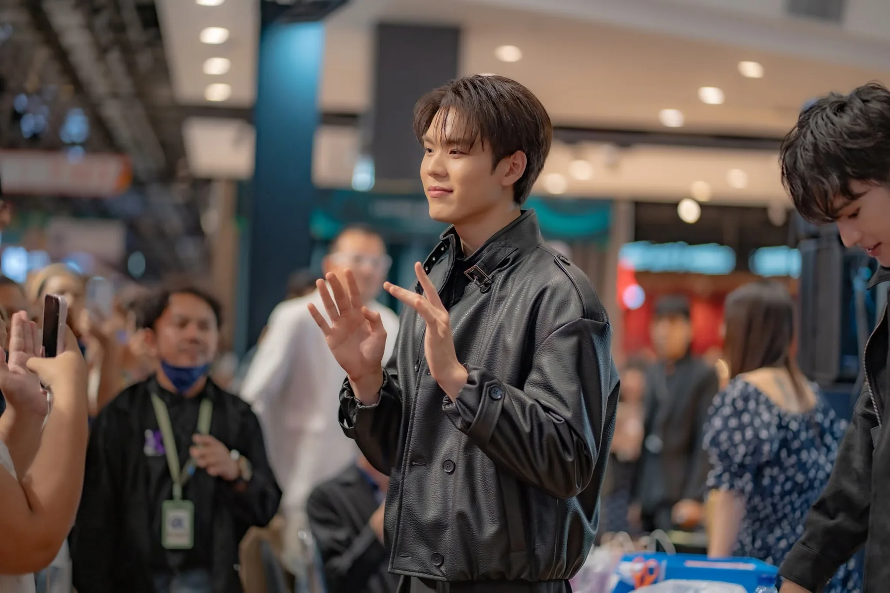 ภาพ TESHOW x PING บนเวที